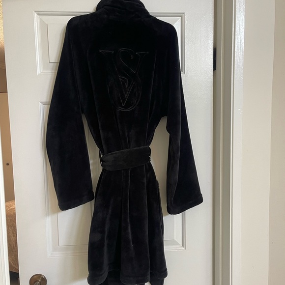 (Victoria Secret) Robe - Picture 2 of 2